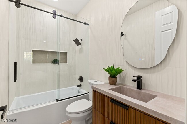 Building Photo - 12024 Whitehills St