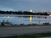 Building Photo - 825 S Shore Dr