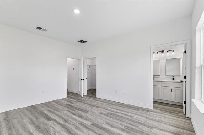 Building Photo - 3041 SW 168th Loop