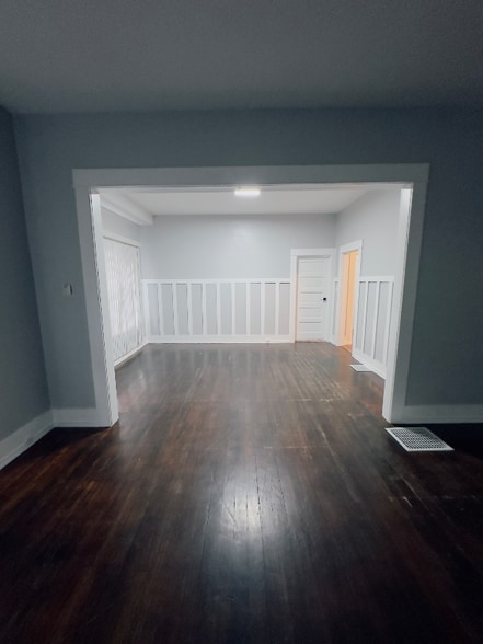 Building Photo - 506 E 17th St