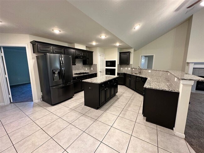 Building Photo - 7014 Limestone Cir