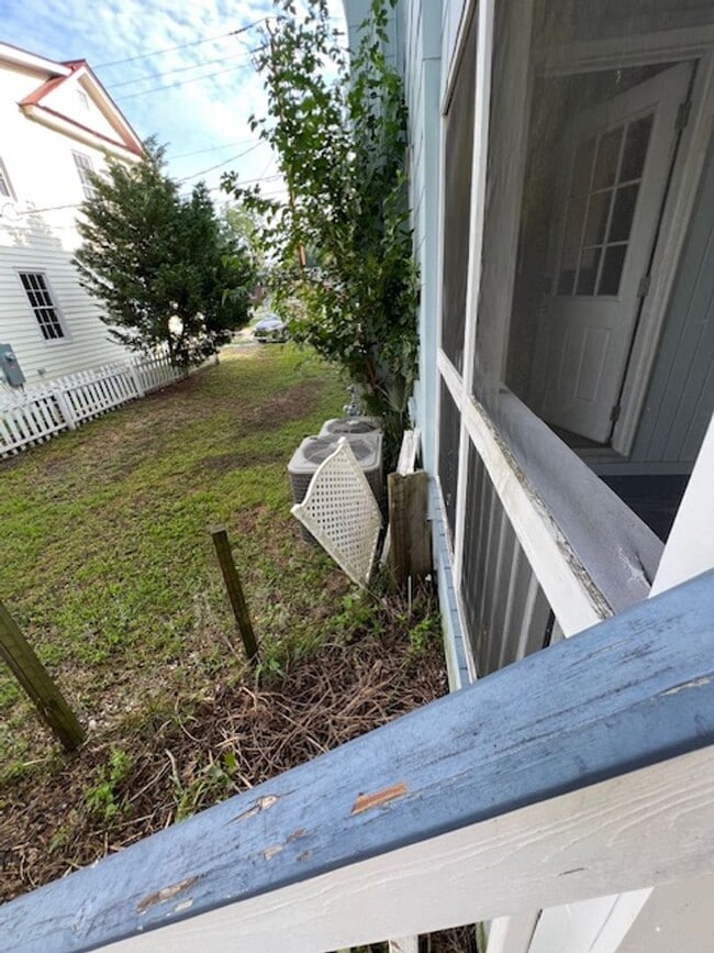 Building Photo - Downtown Beaufort House for Rent