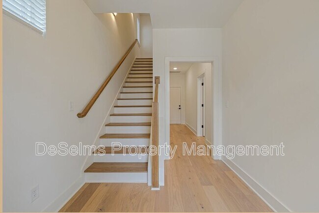 Building Photo - 337 Sophia Rain Dr