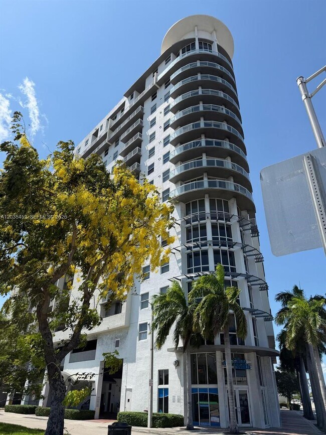 Building Photo - 1 Glen Royal Pkwy