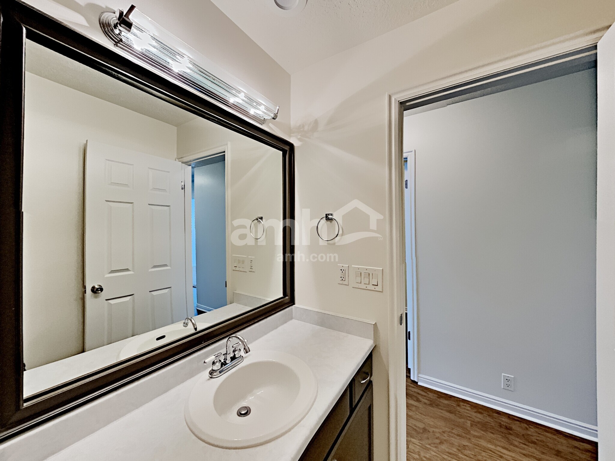 Building Photo - 2484 W 1325 N