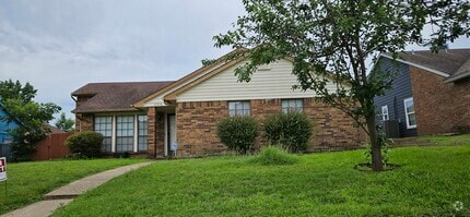 Building Photo - 2016 Catskill Dr
