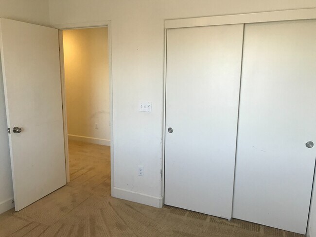 Building Photo - Now Available – 4 Bedroom Home with Loft i...