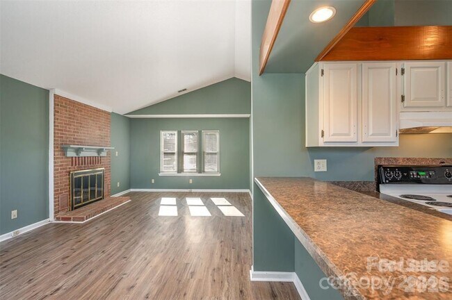 Building Photo - 2745 Von Thuringer Ct