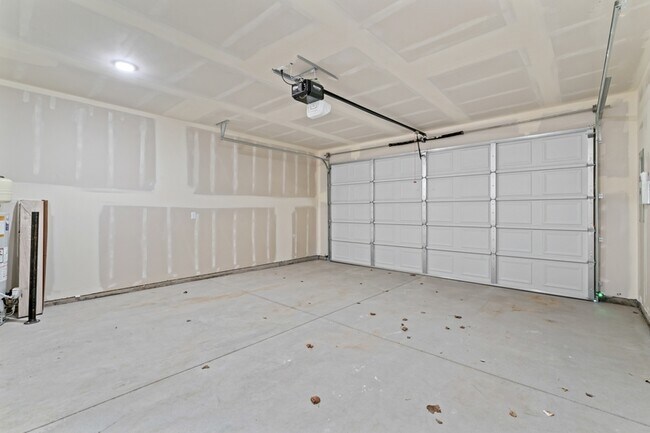 Building Photo - 1673 N Solterra Ln
