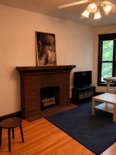 Building Photo - 3111 N Racine Ave