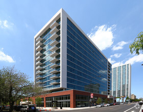 Building Photo - Halsted Flats