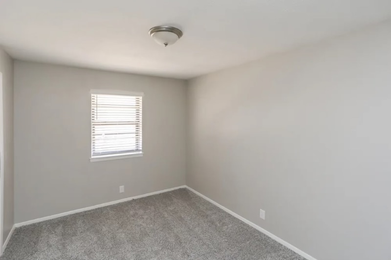 Building Photo - 4858 Stallcup Dr