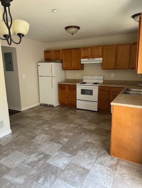 Building Photo - 1226 Elm Tree Commons Ct