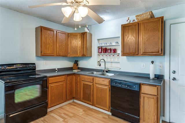 Building Photo - 1584 Kelly Rd