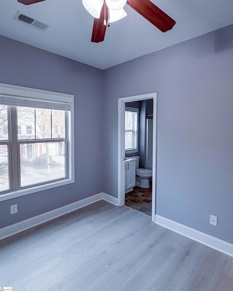 Building Photo - 428 Woodbark Ct