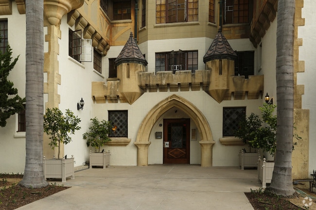Building Photo - Gaytonia Apartments