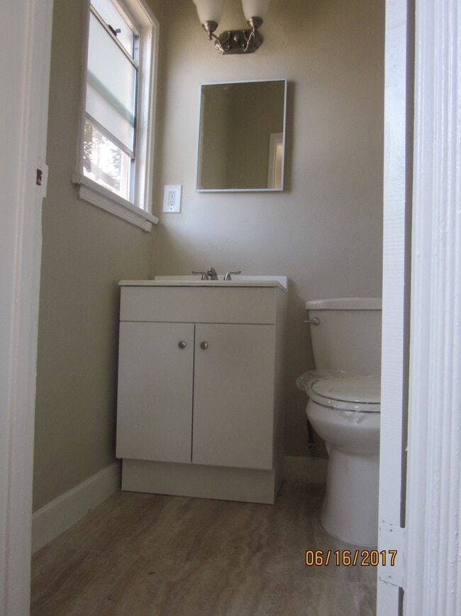 Interior Photo - 338
