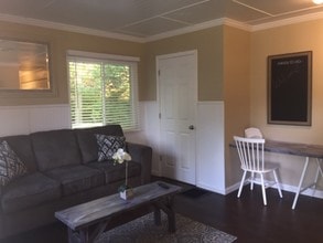 Building Photo - 3869 Doney St