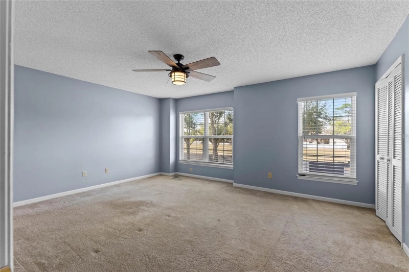 Building Photo - 505 Shadow Glen Pl