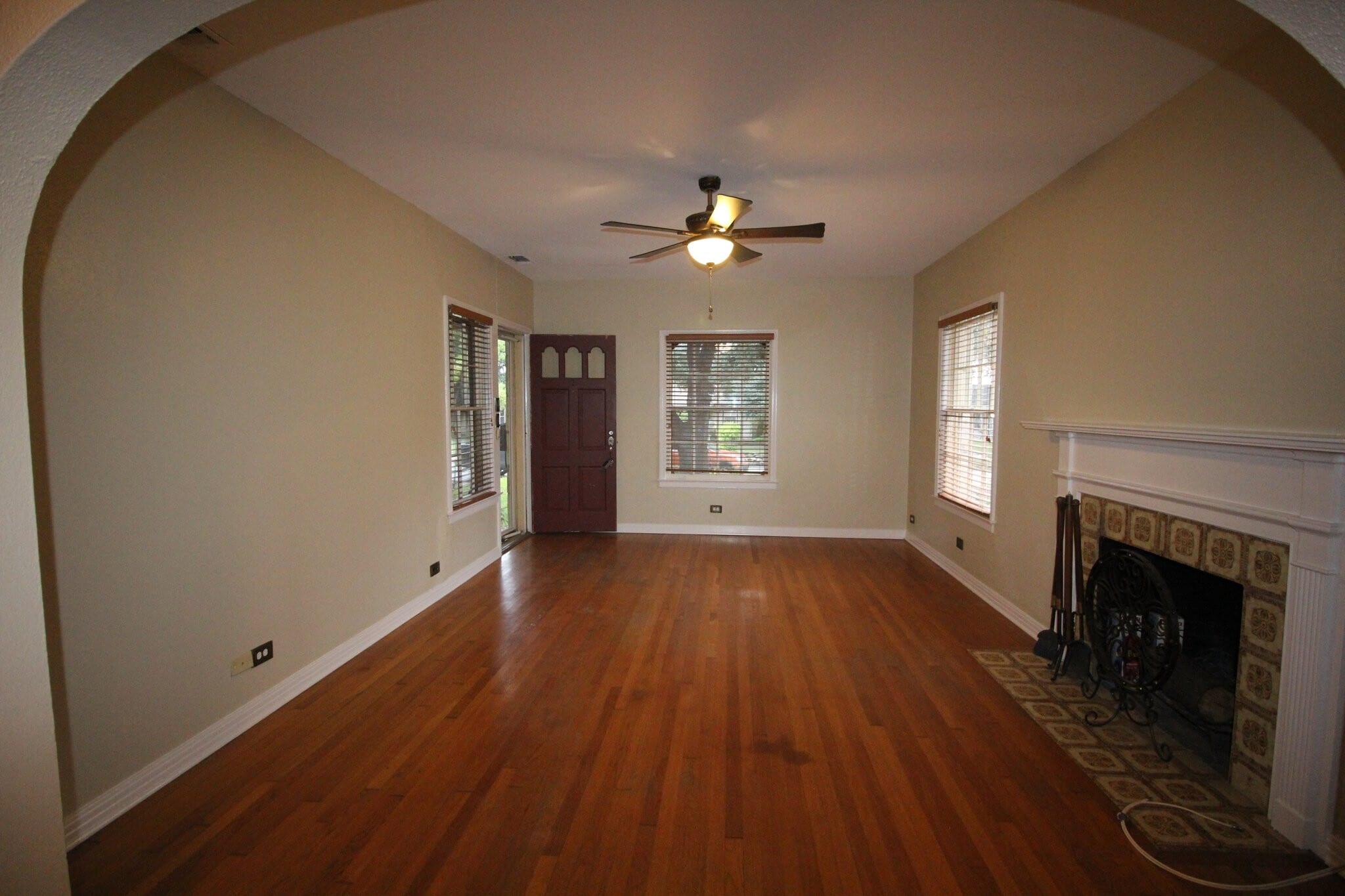 Building Photo - 139 Thomas Jefferson Dr