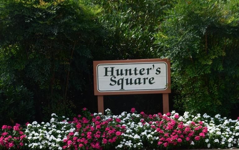 Building Photo - 2452 Ridgehampton Ct