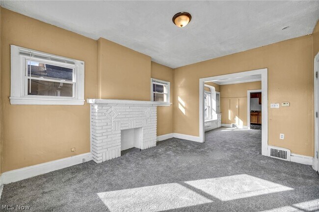 Building Photo - 3438 E 140th St