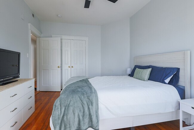 Building Photo - 7 Treadway Rd