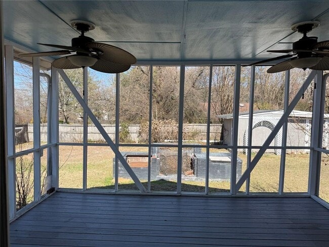 Building Photo - 3383 Hamilton Mill Rd