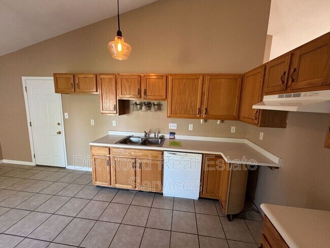 Building Photo - 954 Hathaway Dr