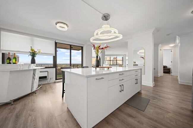 Building Photo - 7002 JFK Blvd E