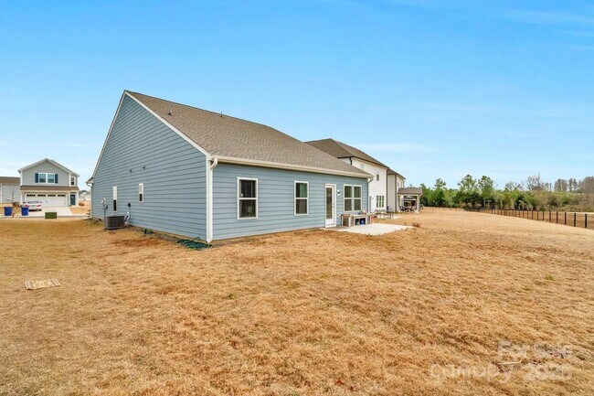 Building Photo - 106 Aspire Cir