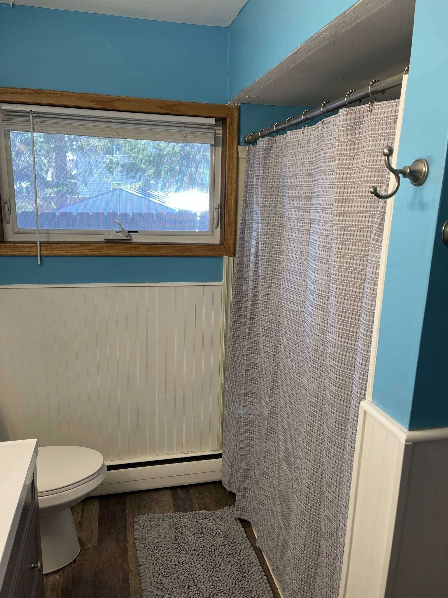 Building Photo - 5120 Hiawatha Ave