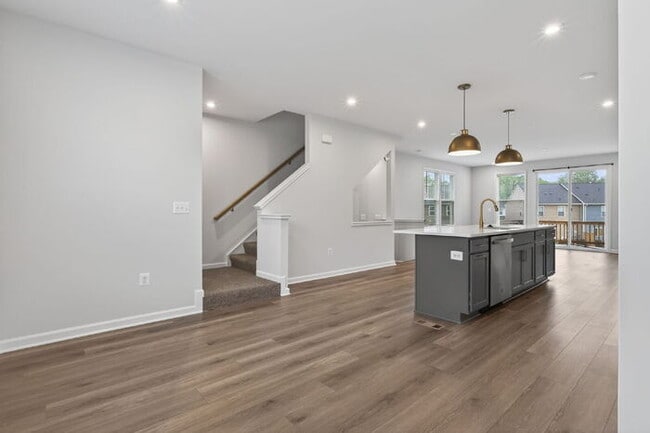 Building Photo - Spacious 3 Bedroom Townhome in Glen Allen - $2,650/mo