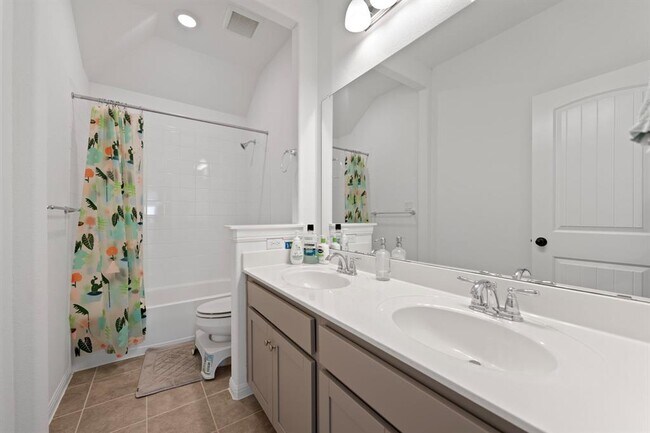 Building Photo - 7624 Alouette Dr
