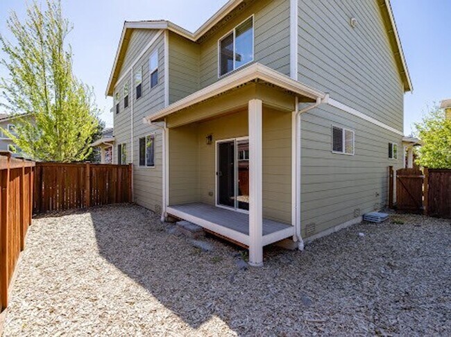 Building Photo - Gilkey 425,LLC#2