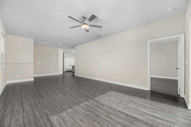Building Photo - 5109 Joyous Pl