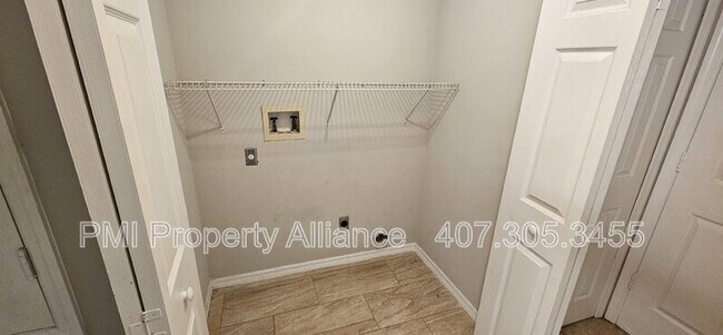 Building Photo - 4212 Forest Island Dr