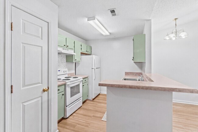 Building Photo - 112 Kobe Dr