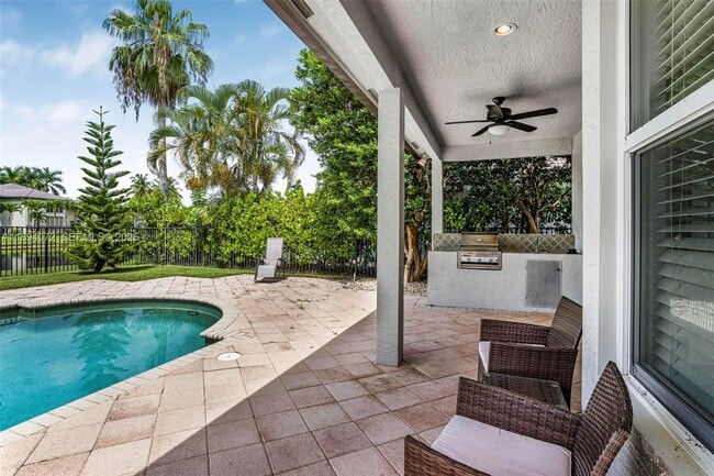 Building Photo - 11750 Bayfield Dr