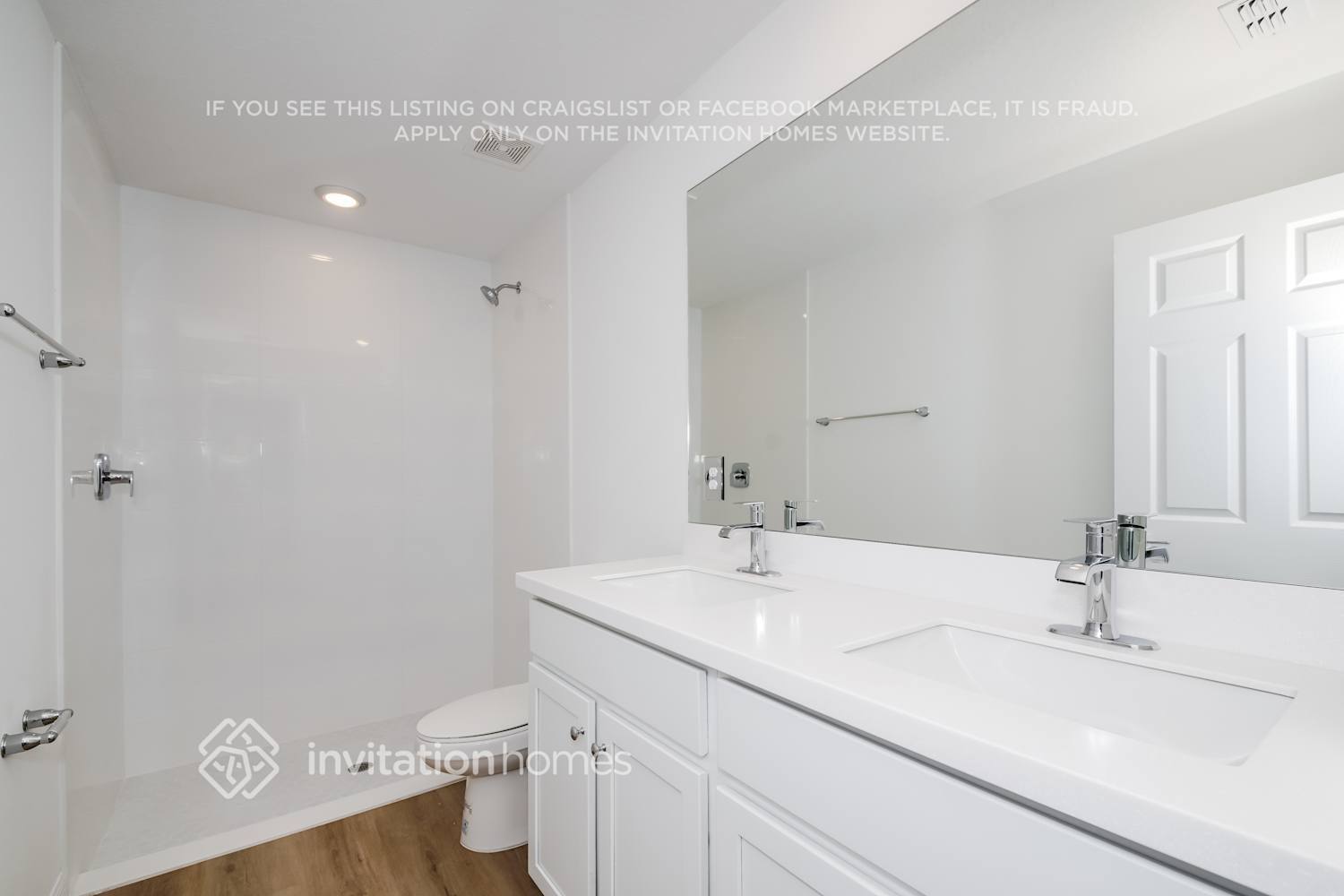 Building Photo - 52 Pineland Ln