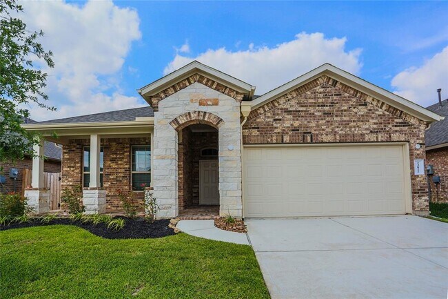 Primary Photo - 23822 Piedmont Forest Dr