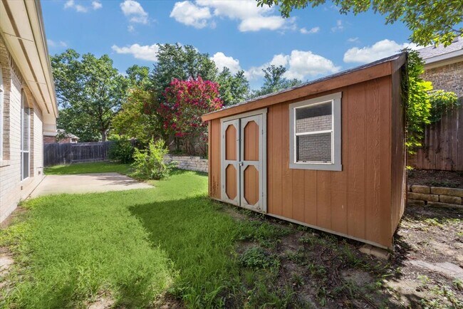 Building Photo - 1824 Chasewood Dr