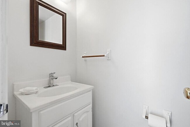 Building Photo - 3695 Persimmon Cir