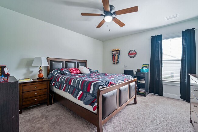 Building Photo - 1339 Bermuda Grass Dr