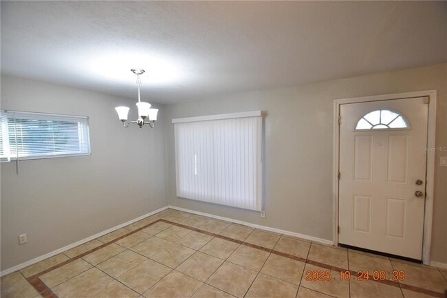 Building Photo - 10011 N 28th St