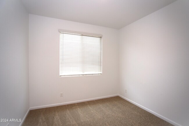 Building Photo - 9210 W Willow Bend Ln