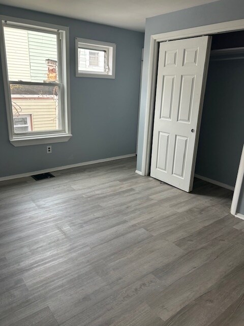 Building Photo - 1121 Columbia Ave