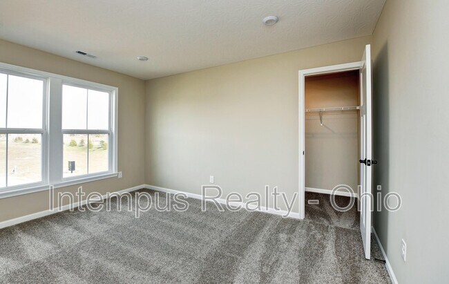 Building Photo - 1003 Beehive Grv