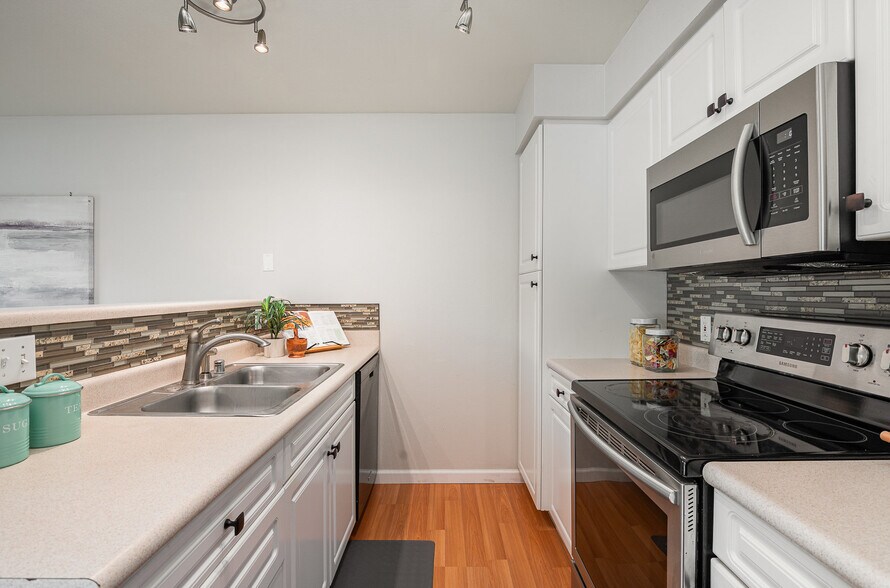 Building Photo - 15150 140th Way SE