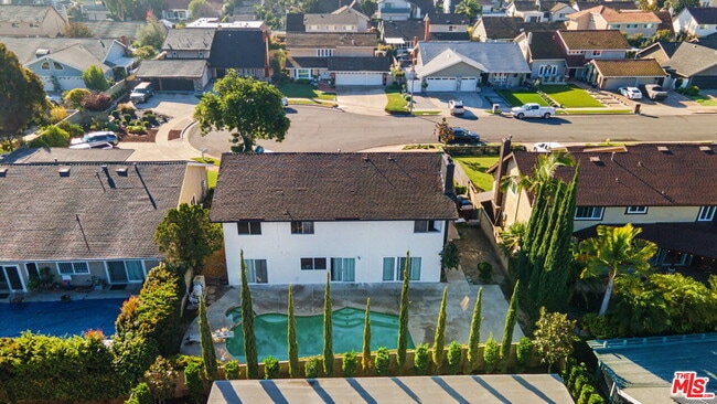 Building Photo - 243 Blanquita Way